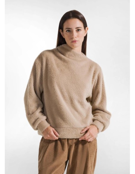Deha High neck fluffy sweatshirt  D12070